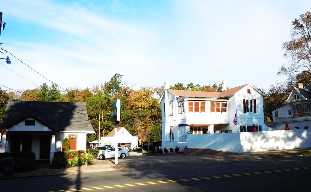 Alpine Inn Hot Springs Exterior photo